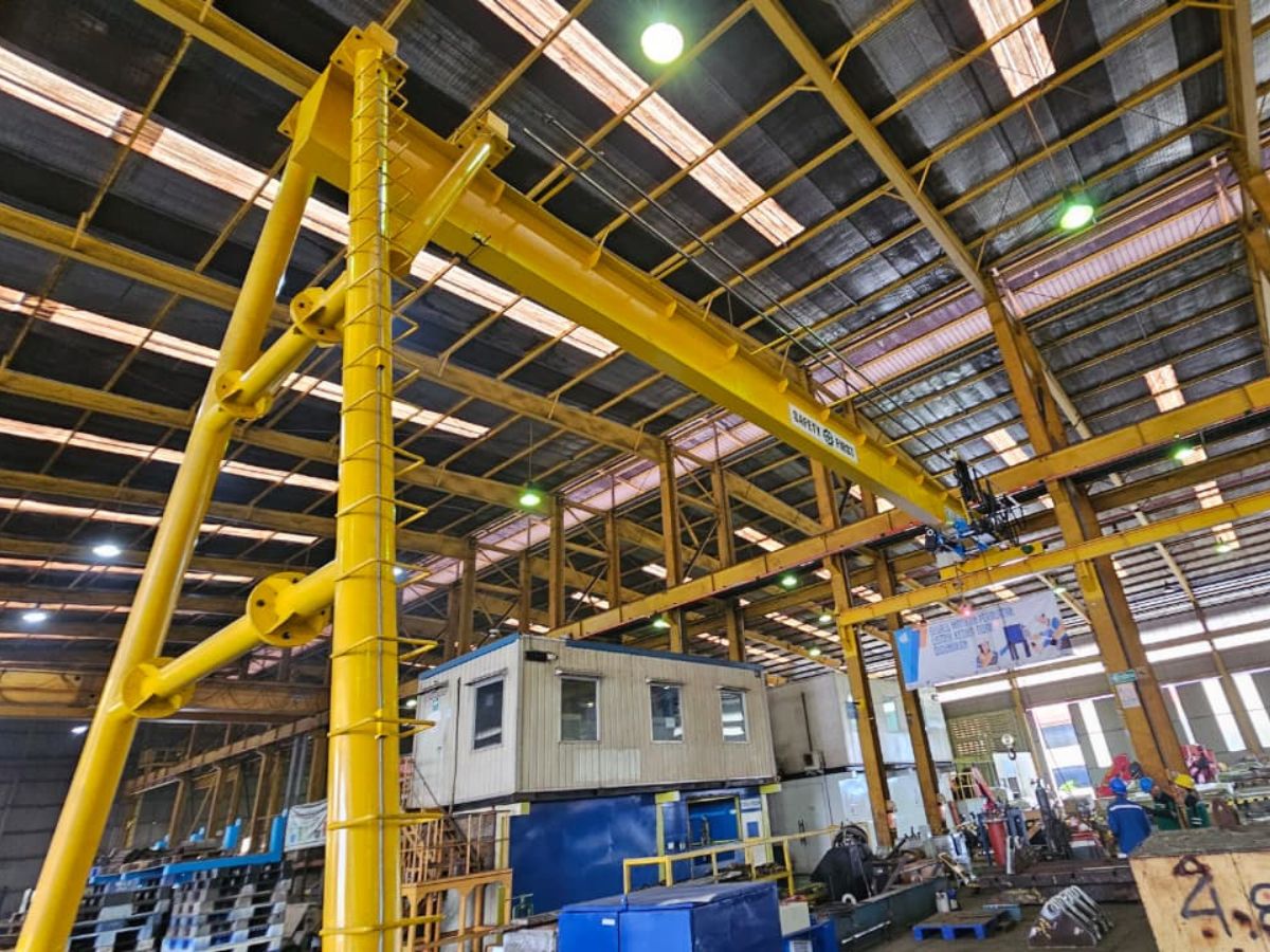 Semi Gantry Crane Kapasitas 5 Ton